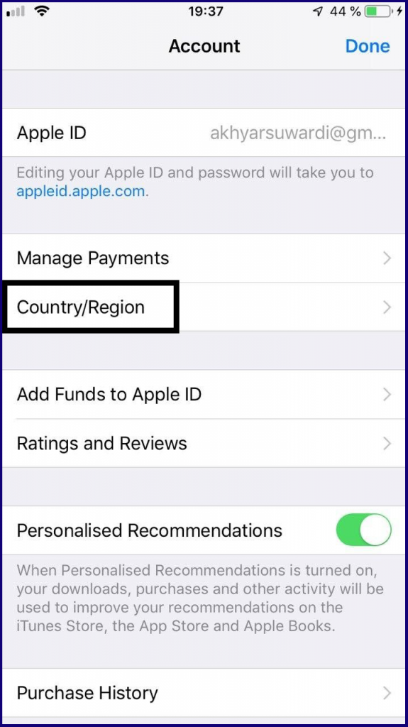 change the country region for Expert Option app